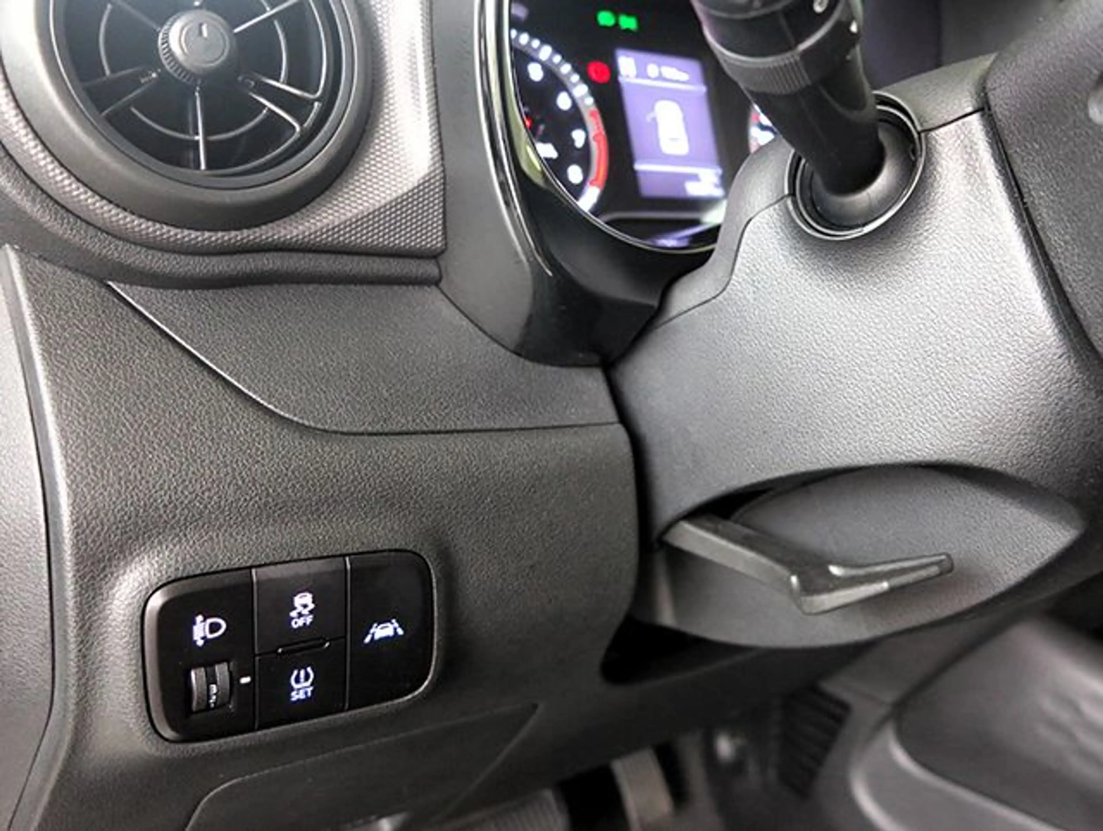 Hyundai i10 Trend | AndroidAuto | PDC | Winterp. | DAB — photo 7