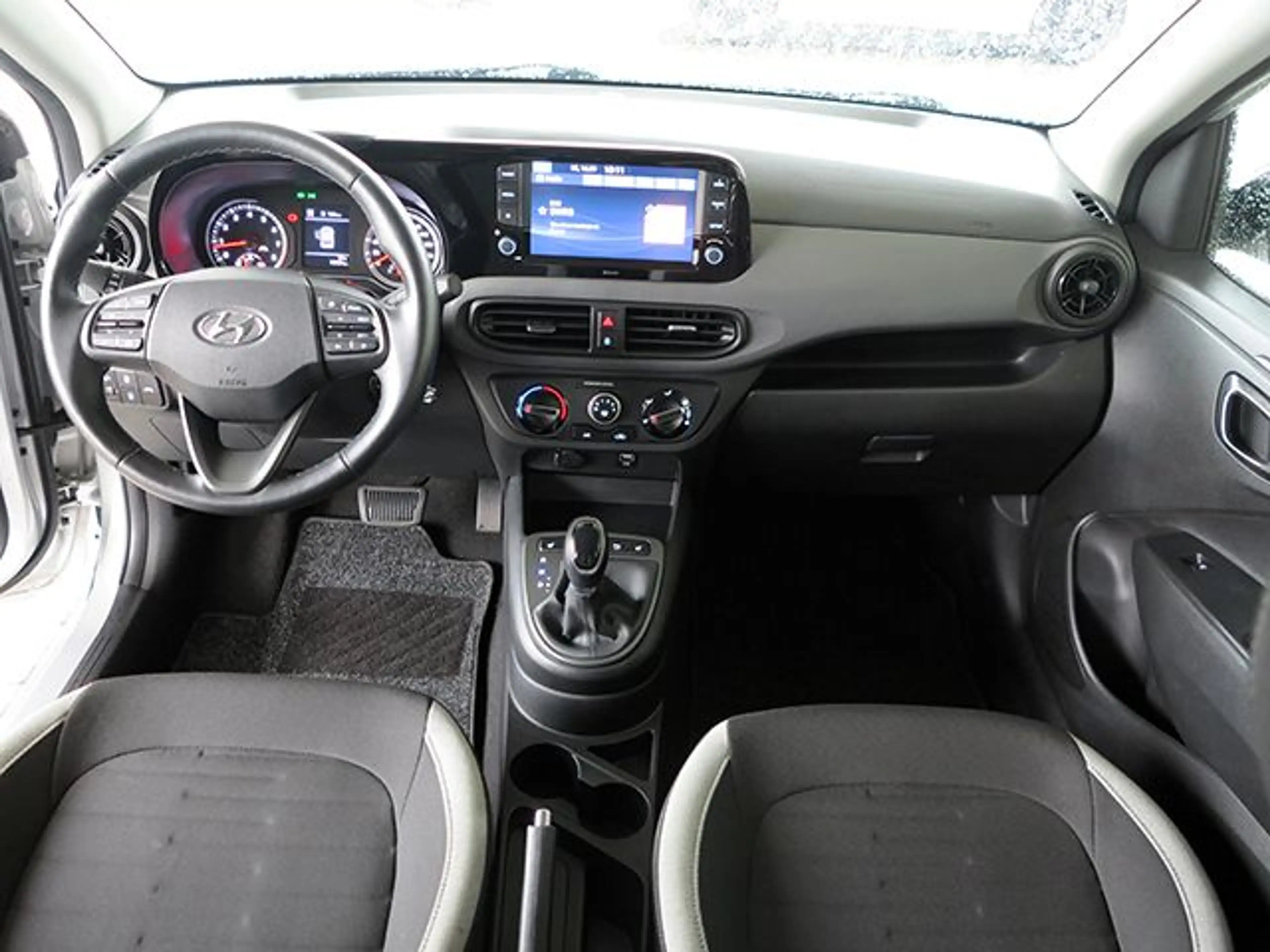Hyundai i10 Trend | AndroidAuto | PDC | Winterp. | DAB — photo 12