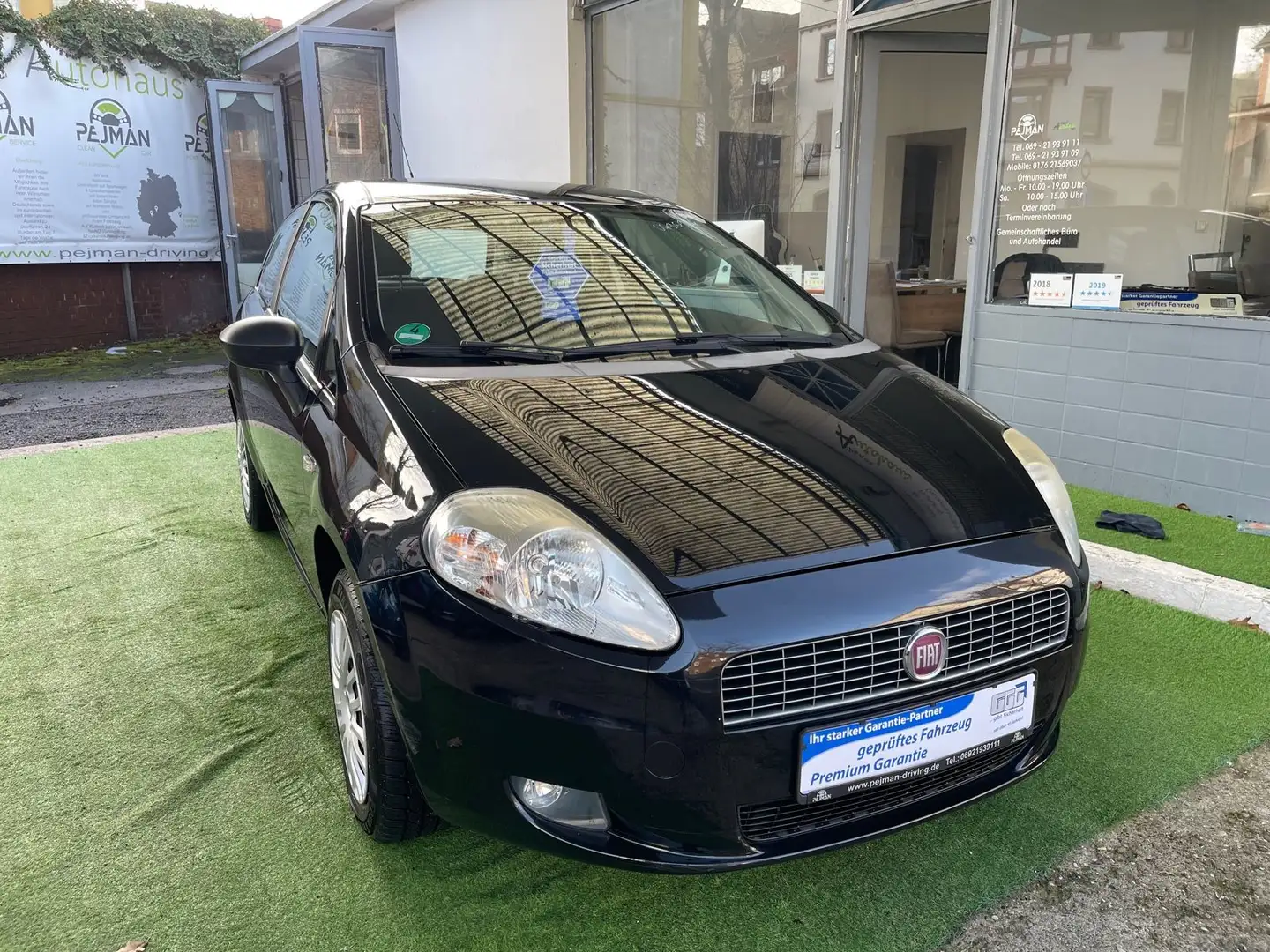 Fiat Grande Punto 1.2 8V Activ, EF , TÜV / AU / NEU Schwarz - 1
