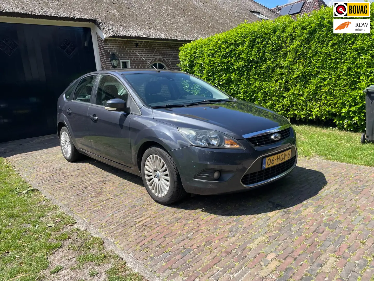 Ford Focus 1.6 Titanium-Clima-LMV-Trekhaak-PDC- Gris - 1