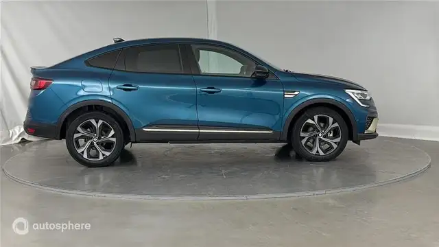 Renault Arkana view 4