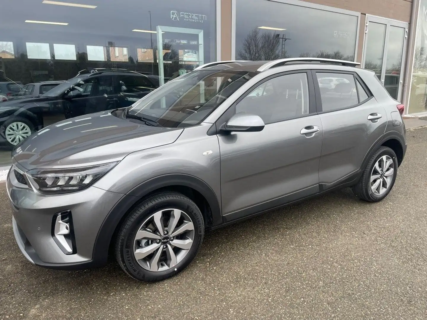 Kia Stonic 1.2 MPI GPL Style Special Edition Grigio - 2