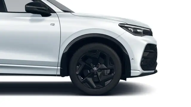 Volkswagen Tiguan view 4