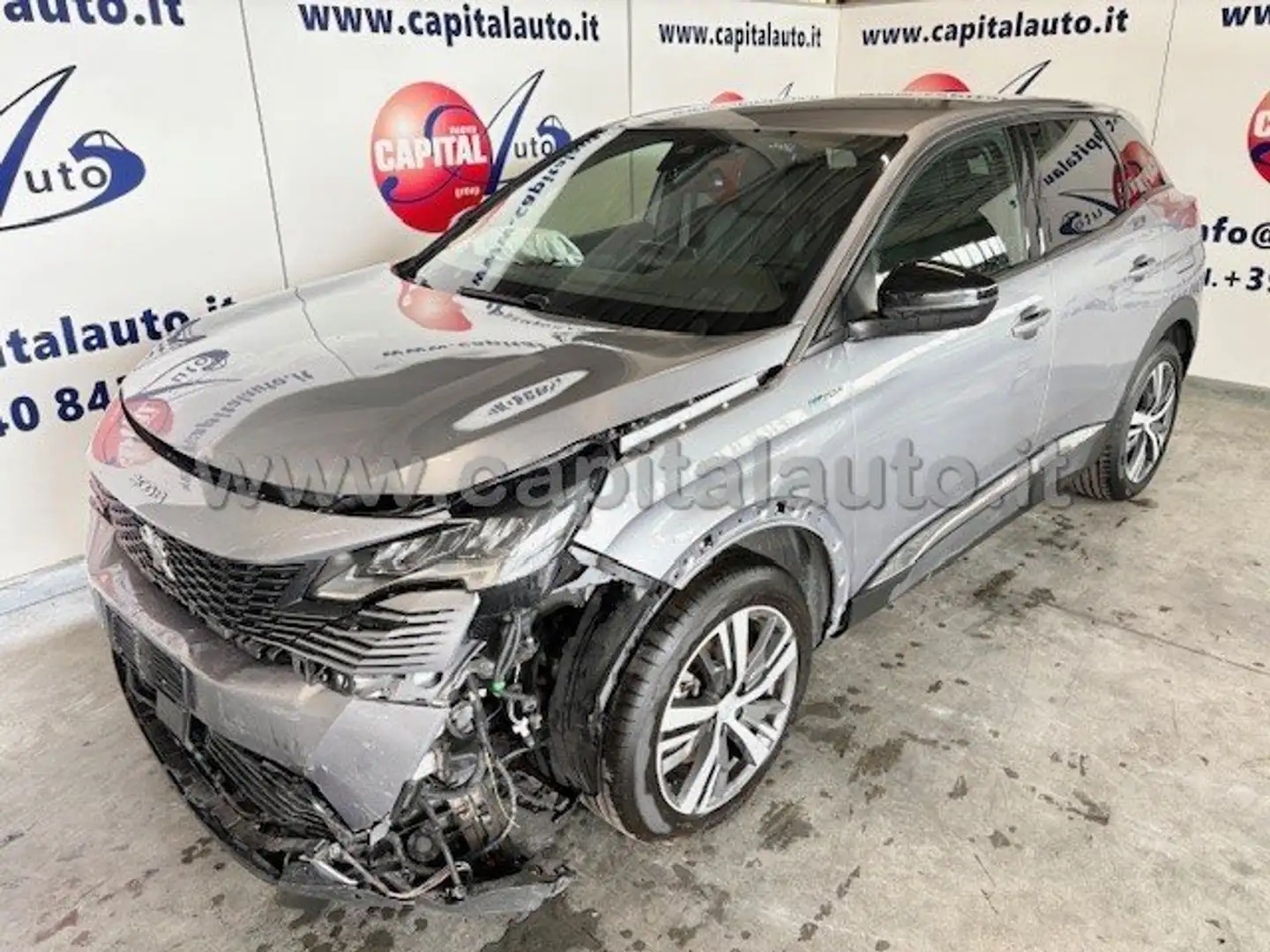 Peugeot 3008 1.6 Hybrid 4X4 phev Allure e-eat8 NETTO 12900 Plateado - 1
