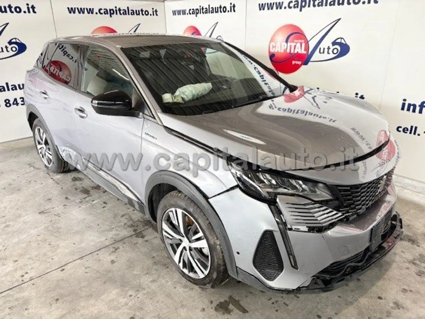 Peugeot 3008 1.6 Hybrid 4X4 phev Allure e-eat8 NETTO 12900 Plateado - 2