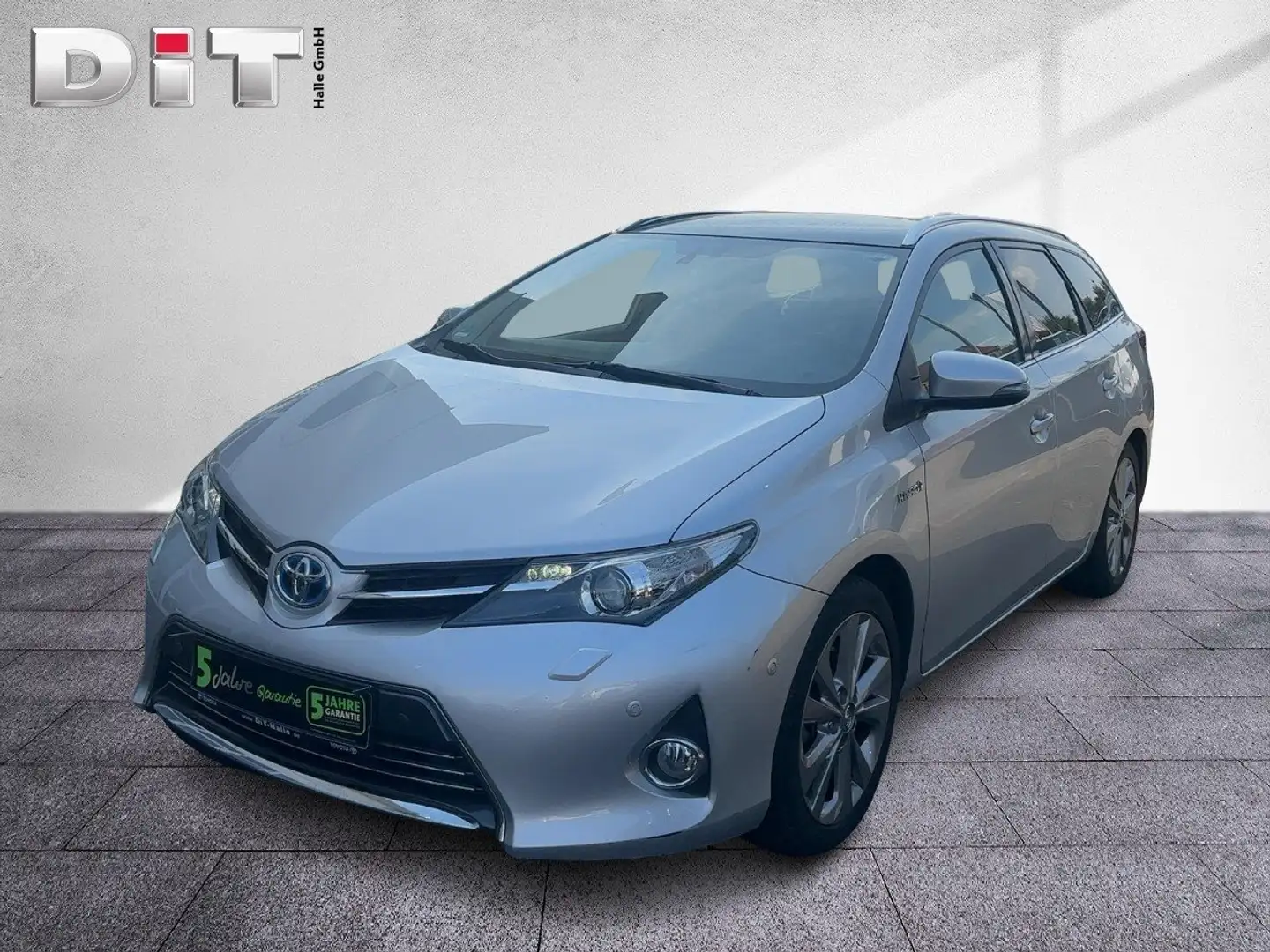 Toyota Auris 1.8 Touring Sports Executive Klima Kamera Sitzhzg Zilver - 1