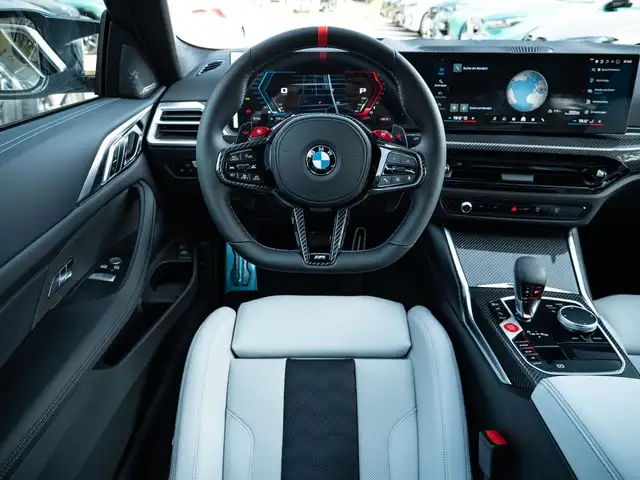 BMW M4 view 13