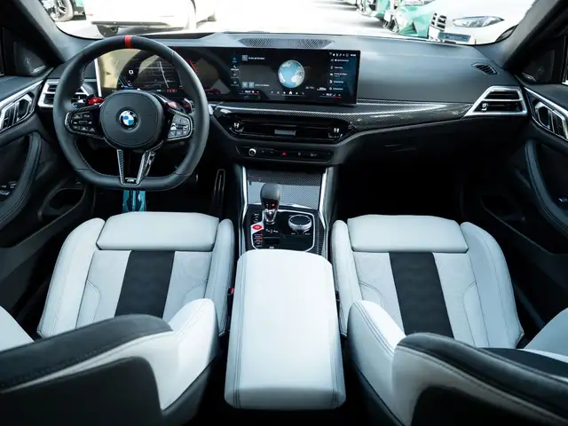 BMW M4 view 14