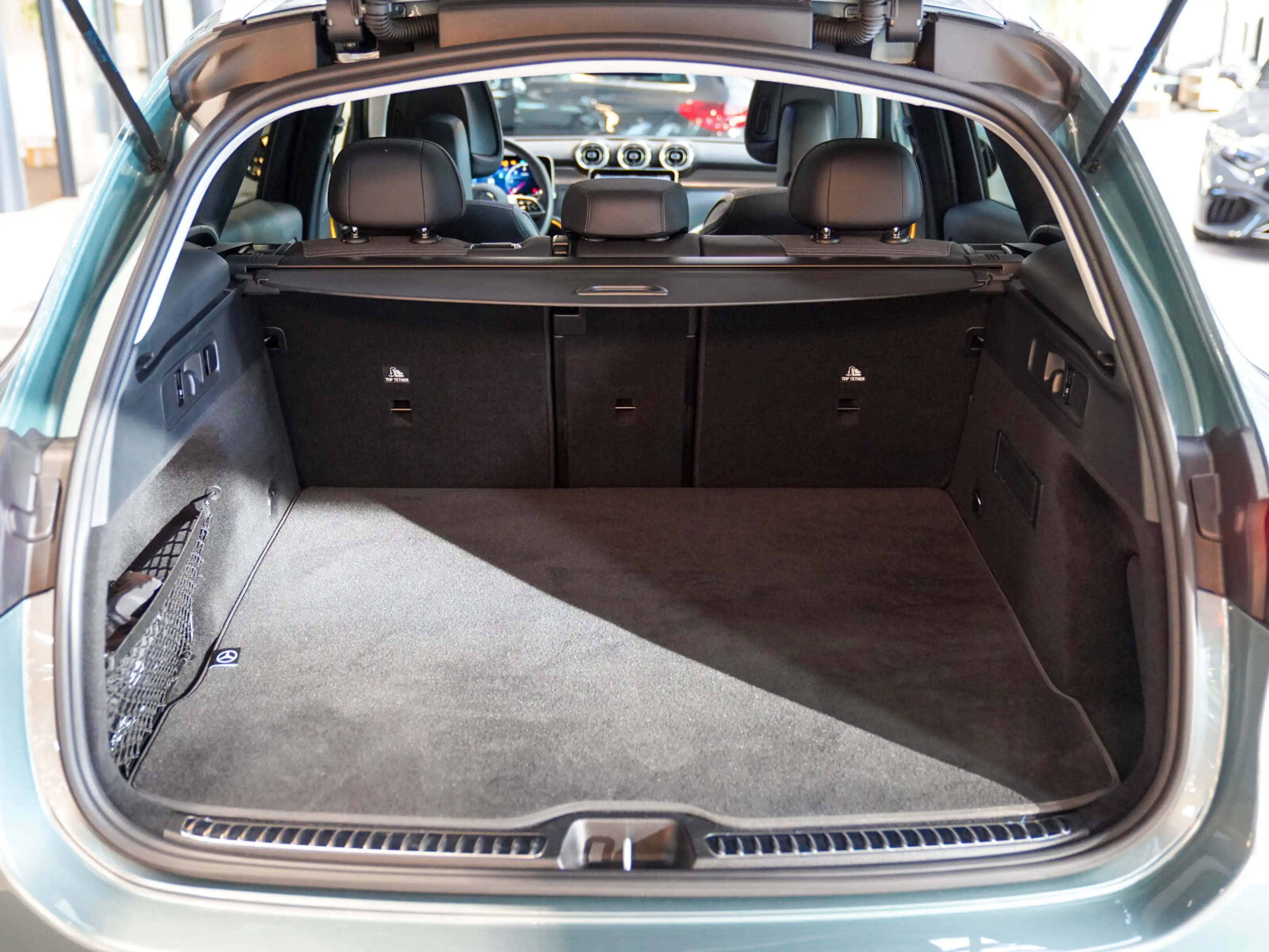 Mercedes-Benz GLC 220 d 4M AVANTGARDE verdesilber Pano AHK DAB — photo 7