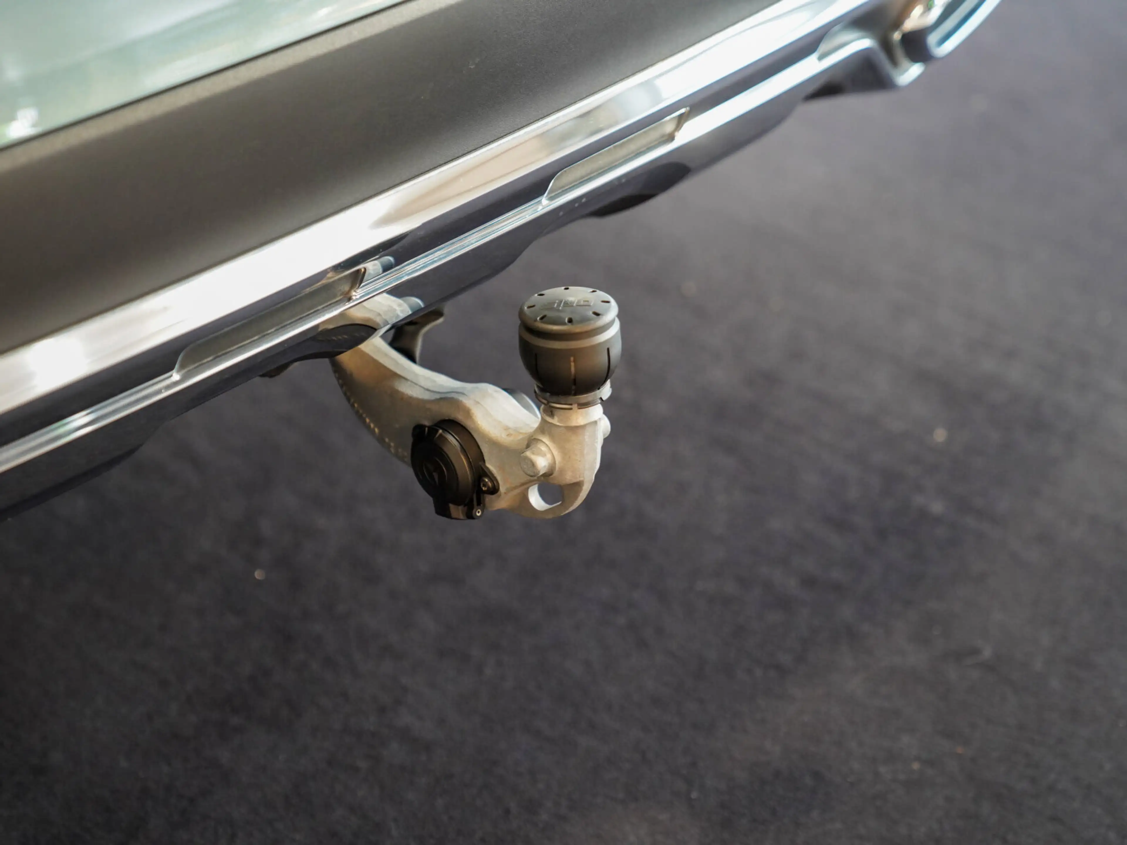 Mercedes-Benz GLC 220 d 4M AVANTGARDE verdesilber Pano AHK DAB — photo 6