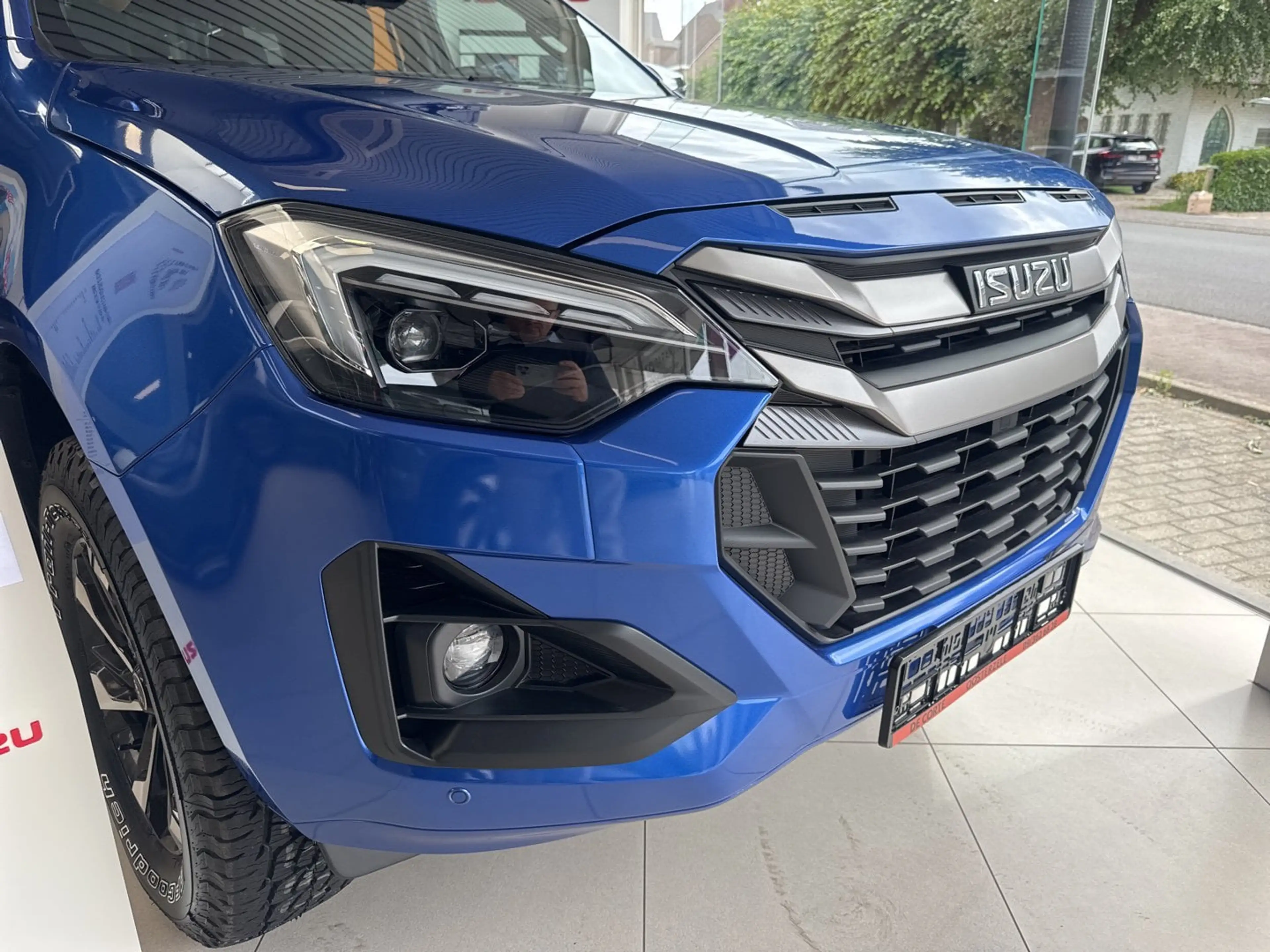 Isuzu D-Max New 2,2DTI 8 Trap Automaat +Hardtop Alu+ Camper uitrusting +Keuken + Luifel — photo 9