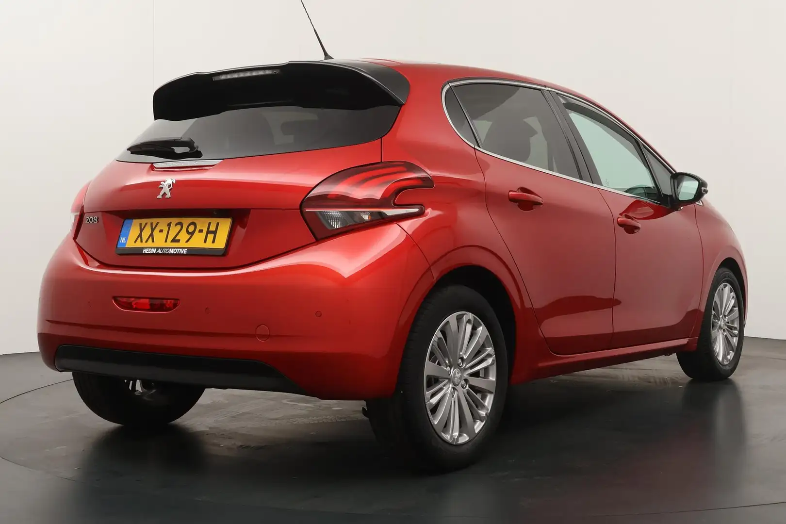 Peugeot 208 1.2 110pk Allure | Navigatie | Parkeer Camera | Pa Rouge - 2