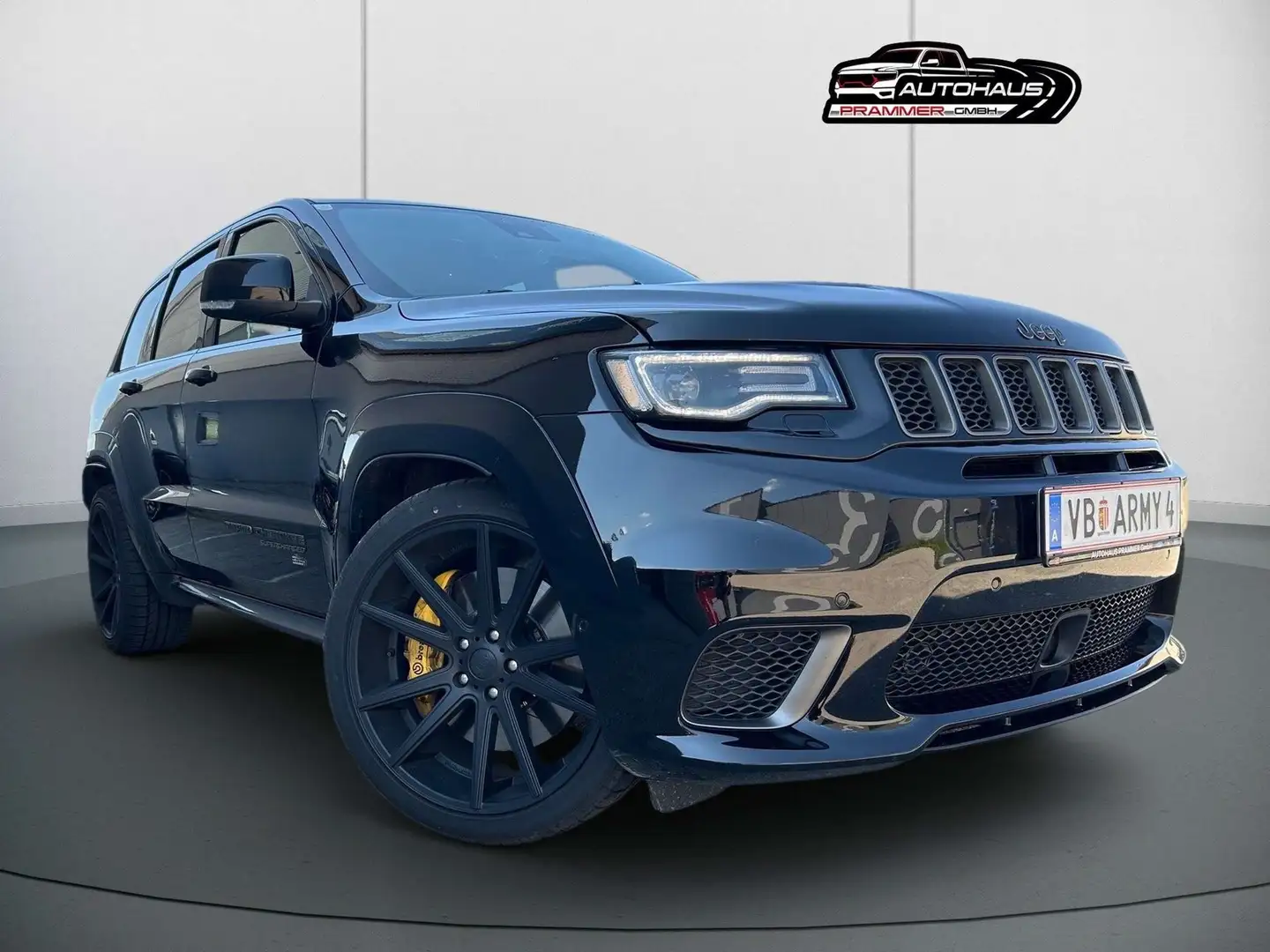 Jeep Grand Cherokee 6.2 V8 Trackhawk Schwarz - 2
