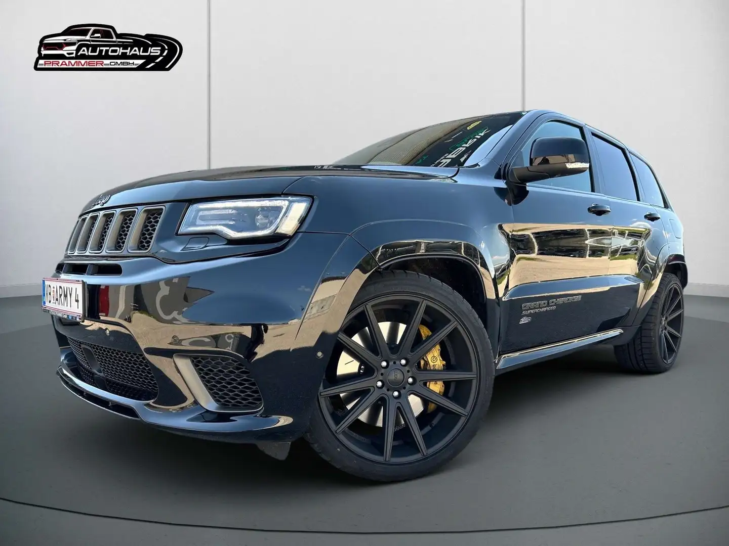 Jeep Grand Cherokee 6.2 V8 Trackhawk Zwart - 1