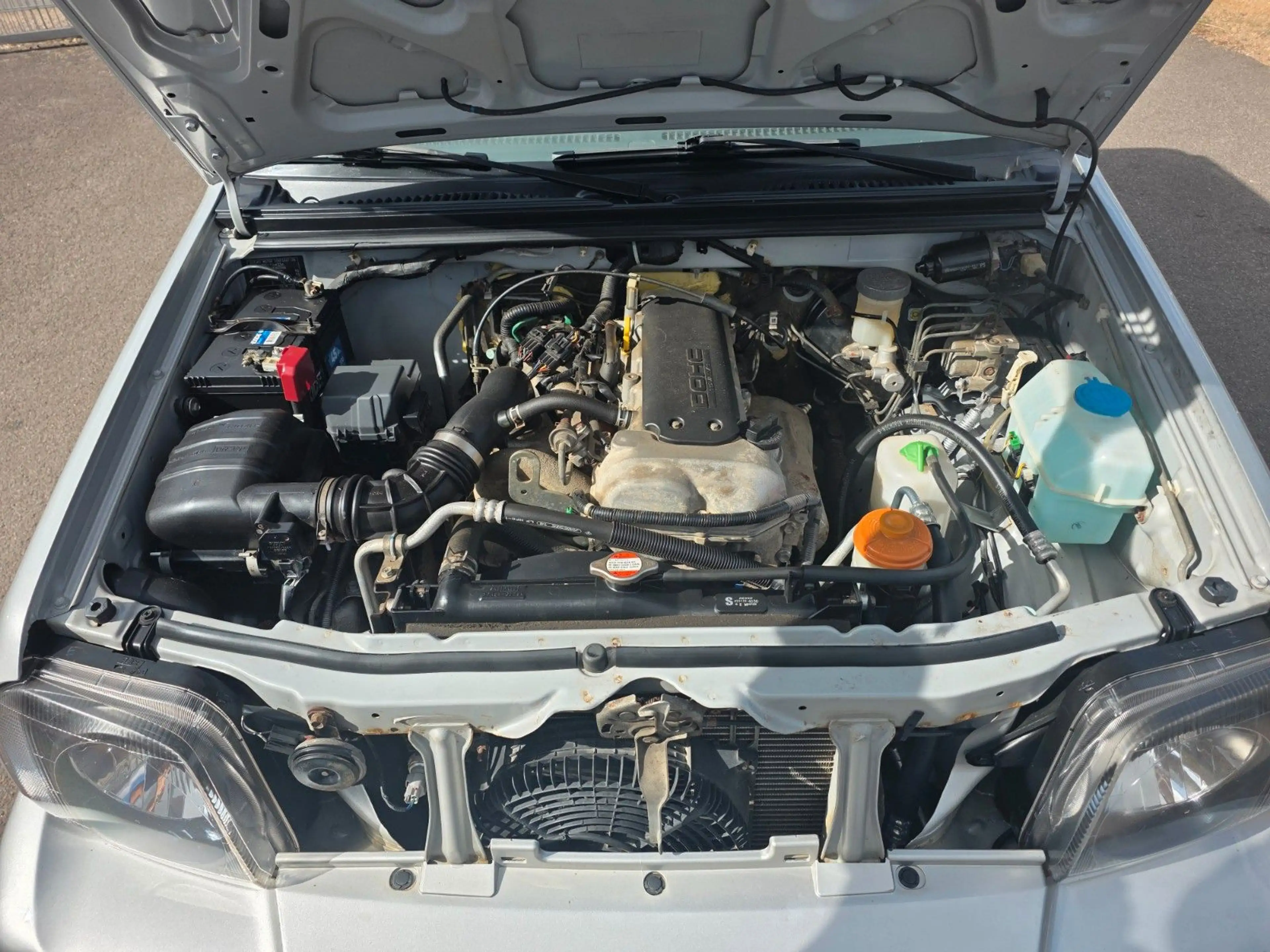 Suzuki Jimny 4x4 Automatik+AHK+Klima+TÜV neu — photo 12