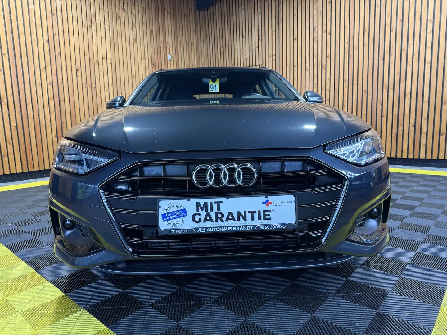 Audi A4 Avant adv. 35 TFSI Aut Navi*AHK*ACC*LED*Leder Grau - 2