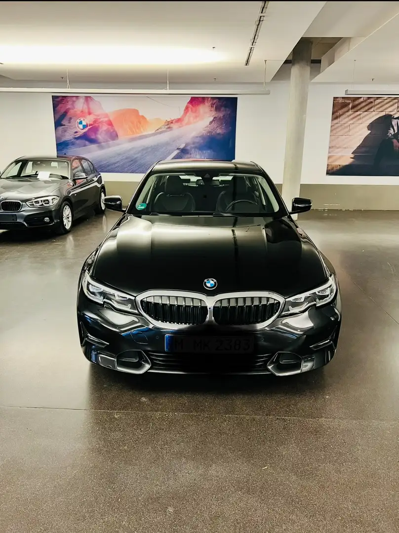 BMW 320 xDrive - 1