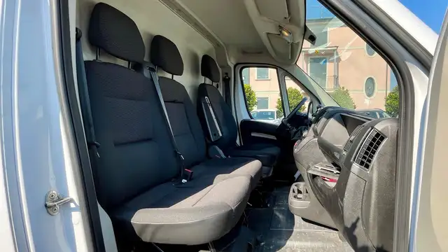 Citroen Jumper view 9