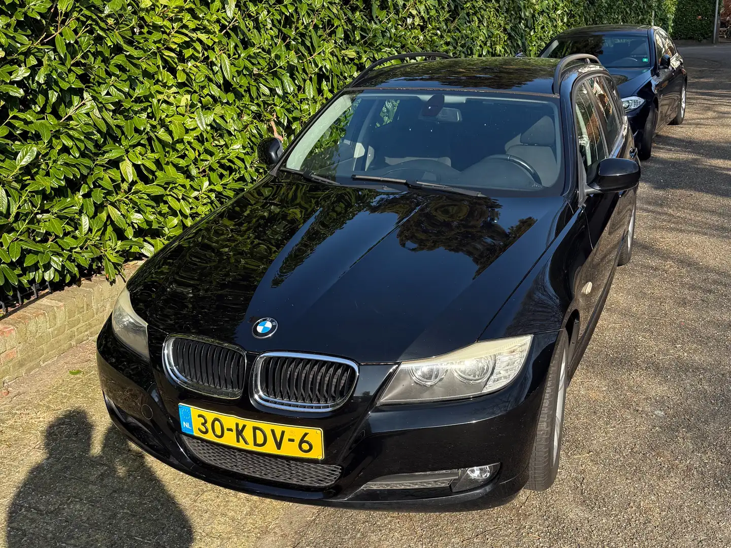BMW 318 318i Business Line Noir - 1