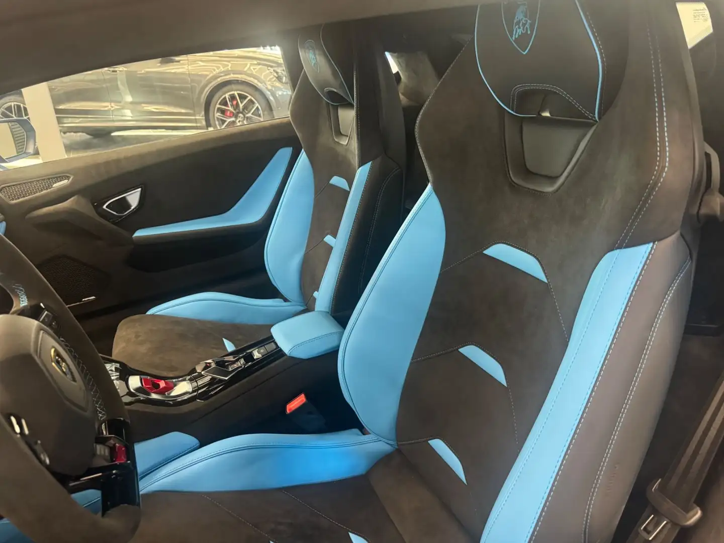 Lamborghini Huracán Tecnica 2025 + Lifting-system Blau - 2