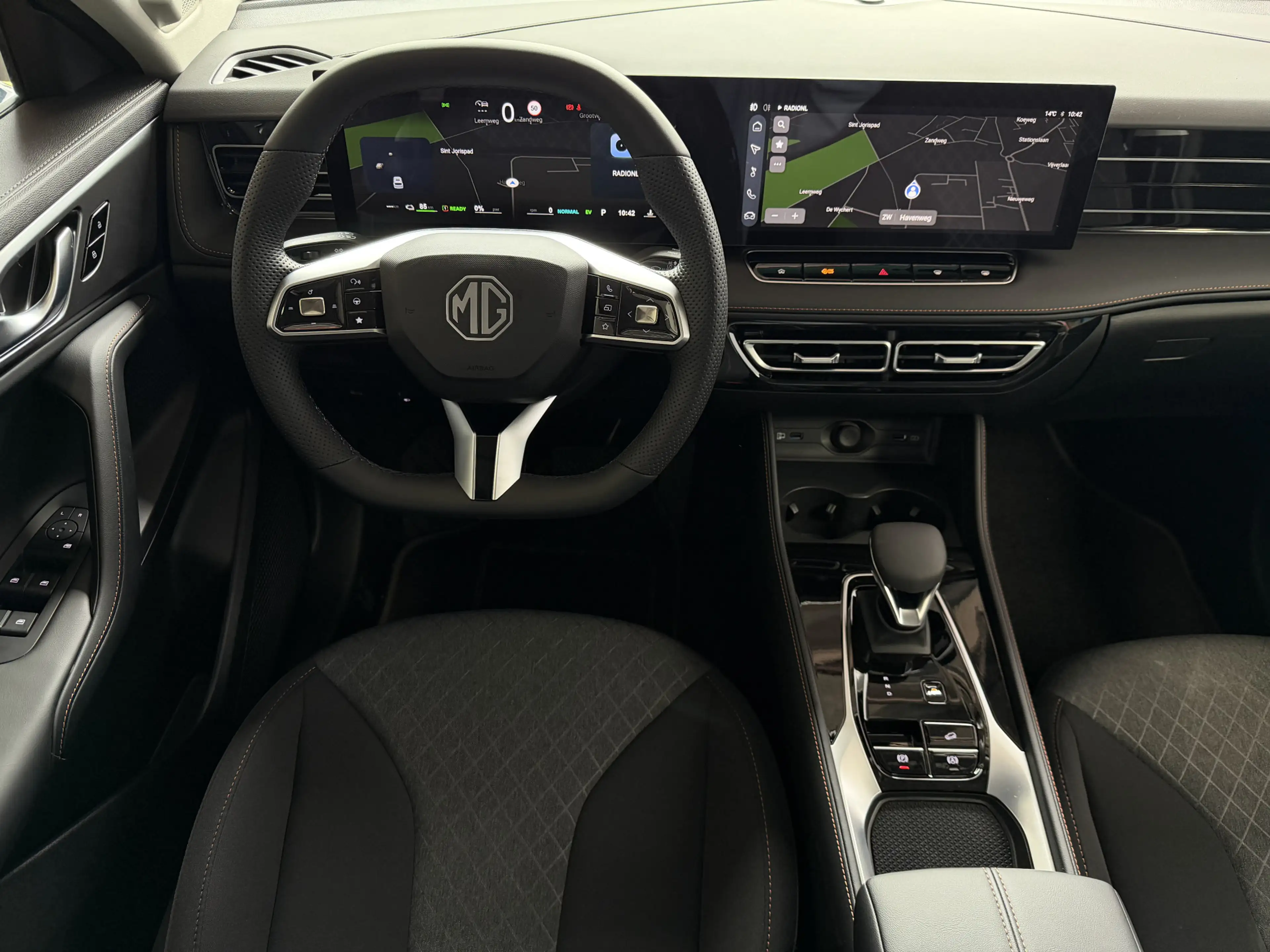 MG HS MG 1.5 PHEV PLUGIN MET 100KM ELEKTRISCH BEREIK EN — photo 22