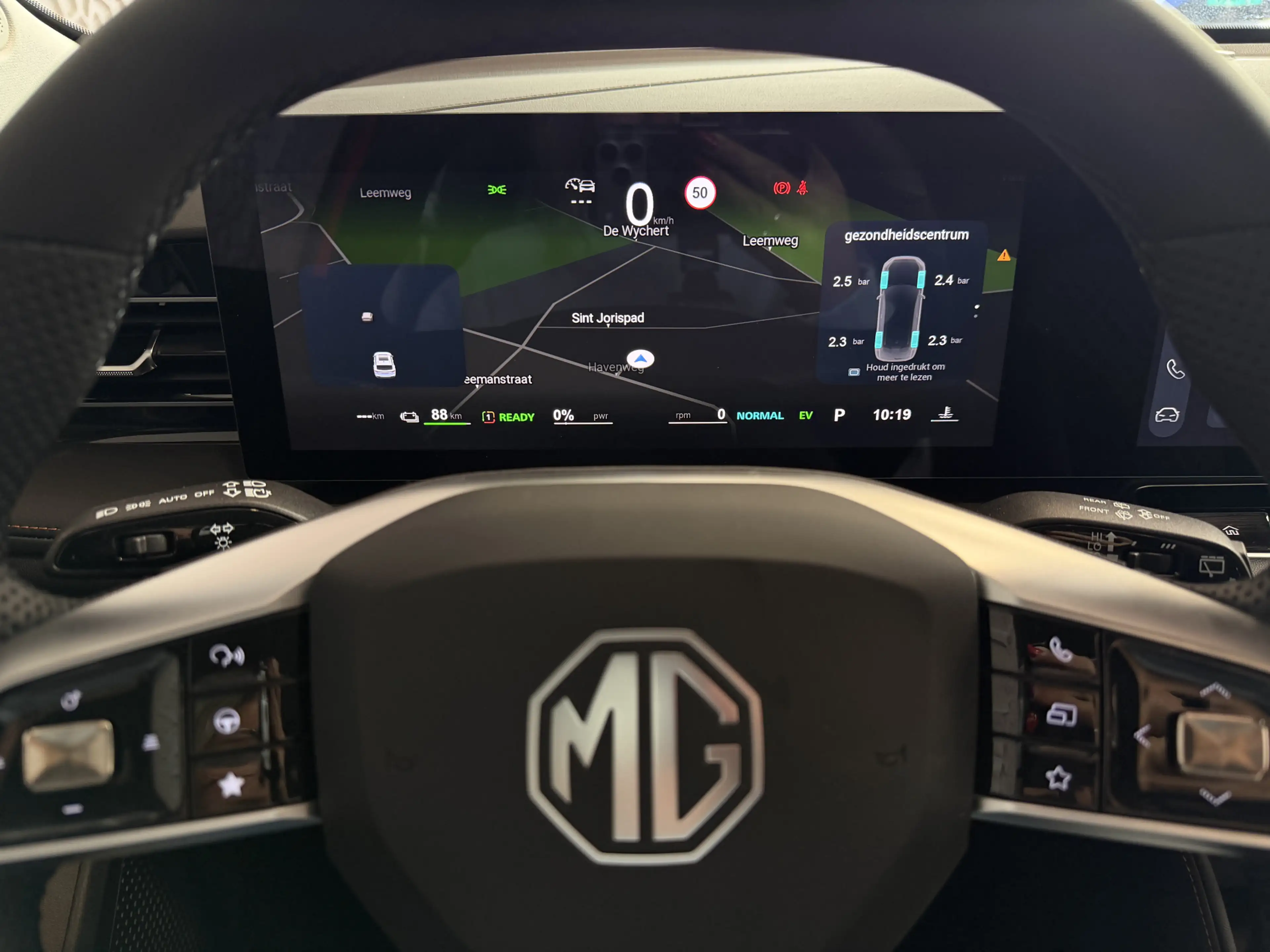 MG HS MG 1.5 PHEV PLUGIN MET 100KM ELEKTRISCH BEREIK EN — photo 5
