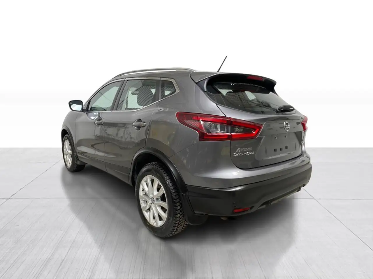 Nissan Qashqai снимка Nissan Qashqai