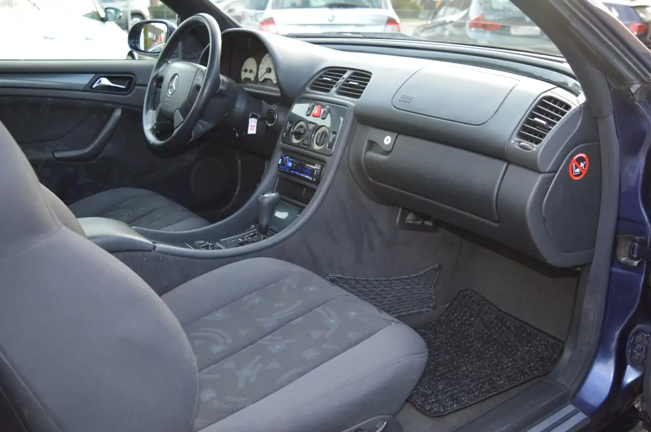 Mercedes-Benz CLK 200 Coupe (208) Sport Automatik Glasschiebedach Klima, foto 4