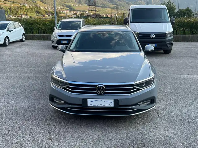 Volkswagen Passat Variant 2.0 TDI SCR 200 CV 4MOTION DSG Executive