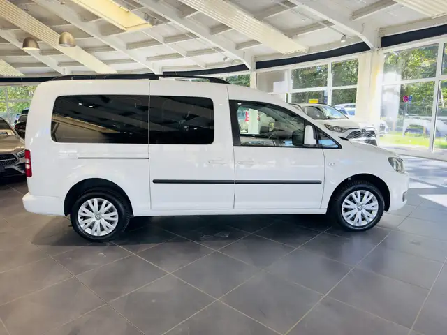 Volkswagen Caddy view 8