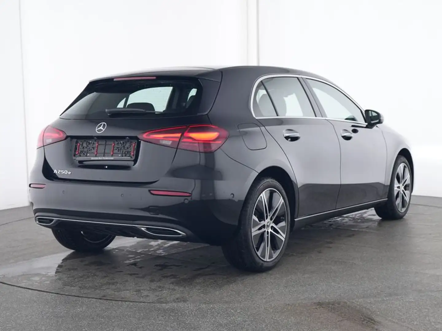 Mercedes-Benz A 250 e Face Lift Plug-In Hybride | Progressive Line Adv Zwart - 2