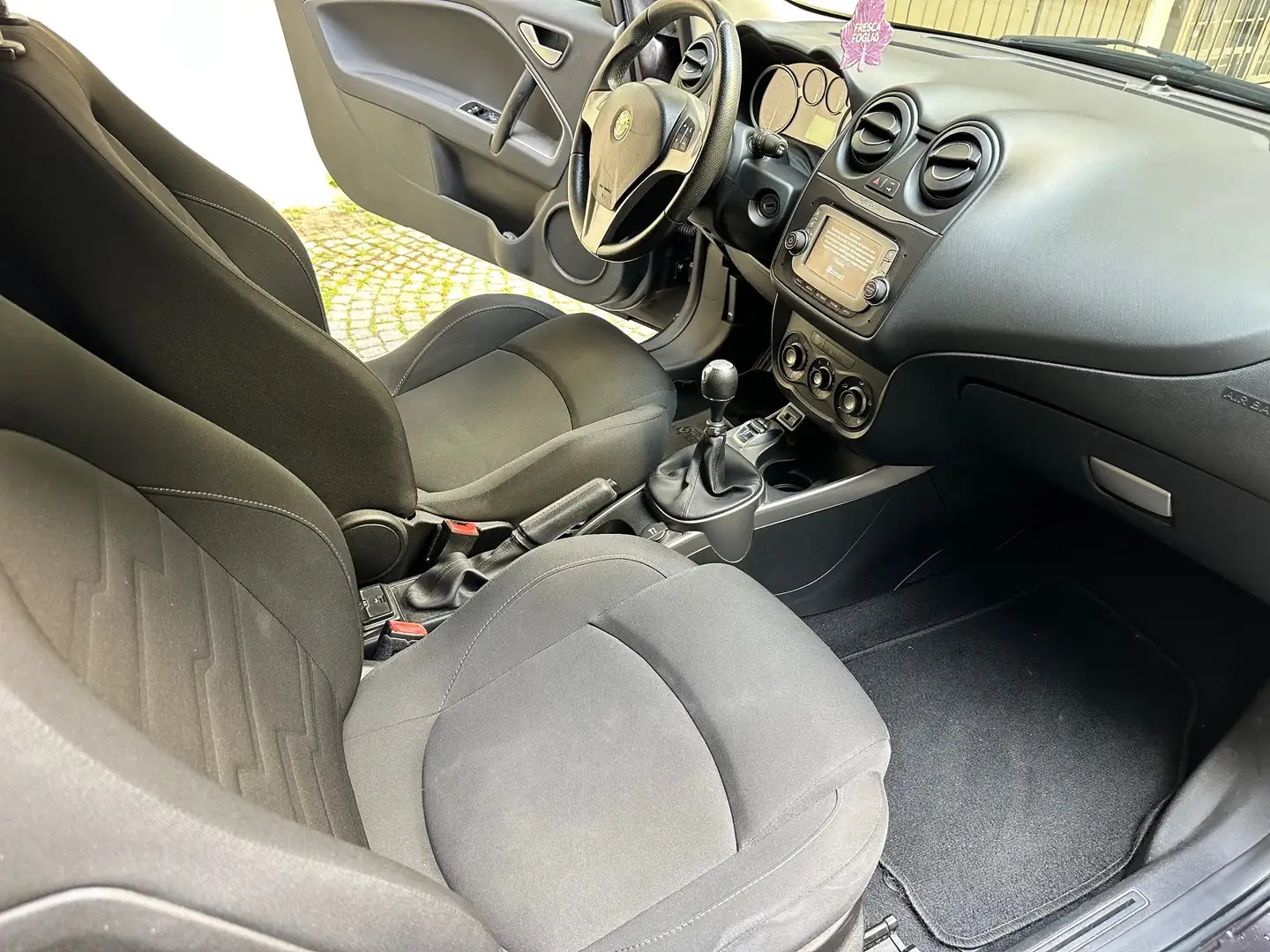 Alfa Romeo MiTo 1.4 tb Distinctive *GPL della CASA* 120cv E6 Nero - 2