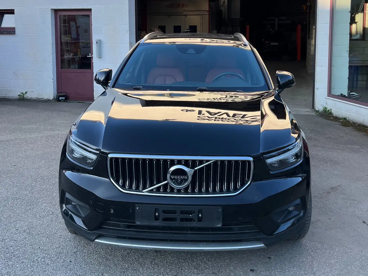Volvo XC40 XC40 1.5 T5 TE PHEV R-Design DCT Noir - 1