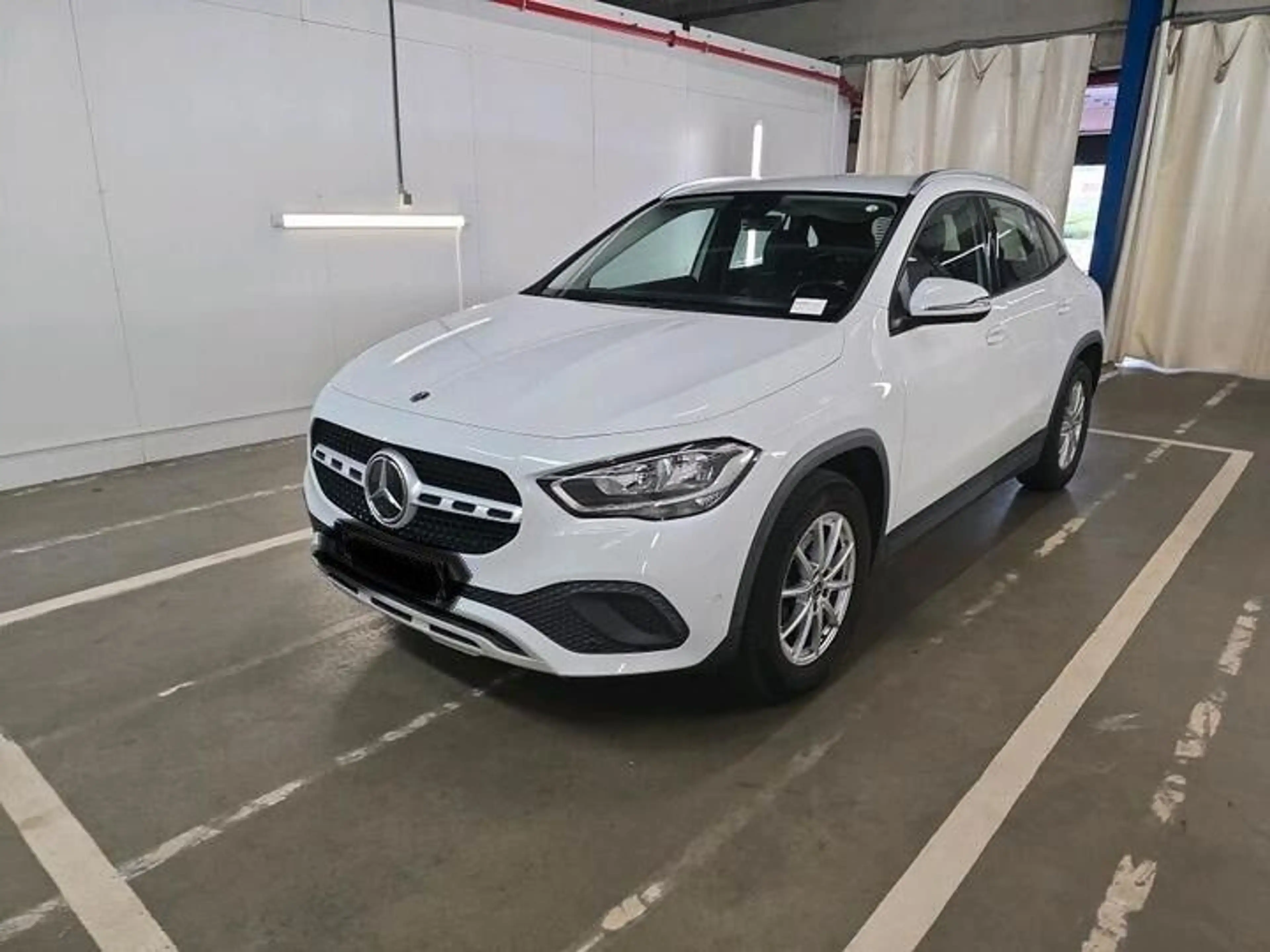 Mercedes-Benz GLA 180 d Business Solution 85kW,Autom,Leder