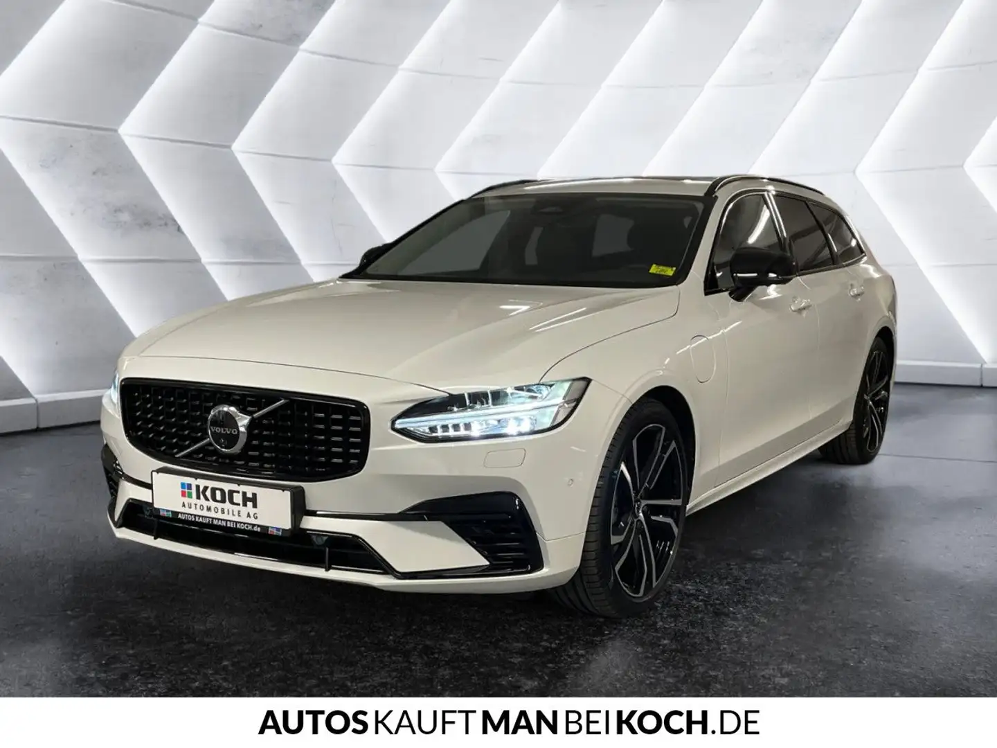 Volvo V90 T8 AWD Plug-In Hybrid Ultra Dark Massage BW Go Fehér - 2