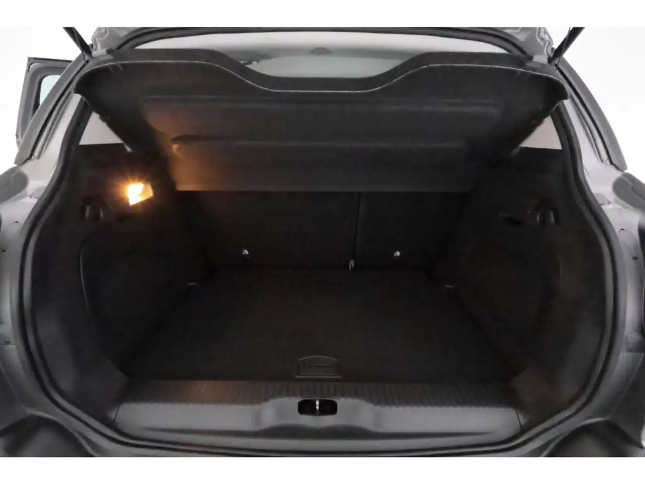 Citroen C3 Aircross 1.5 BHDi 110 Feel Pack+AHK+CARPLAY 18
