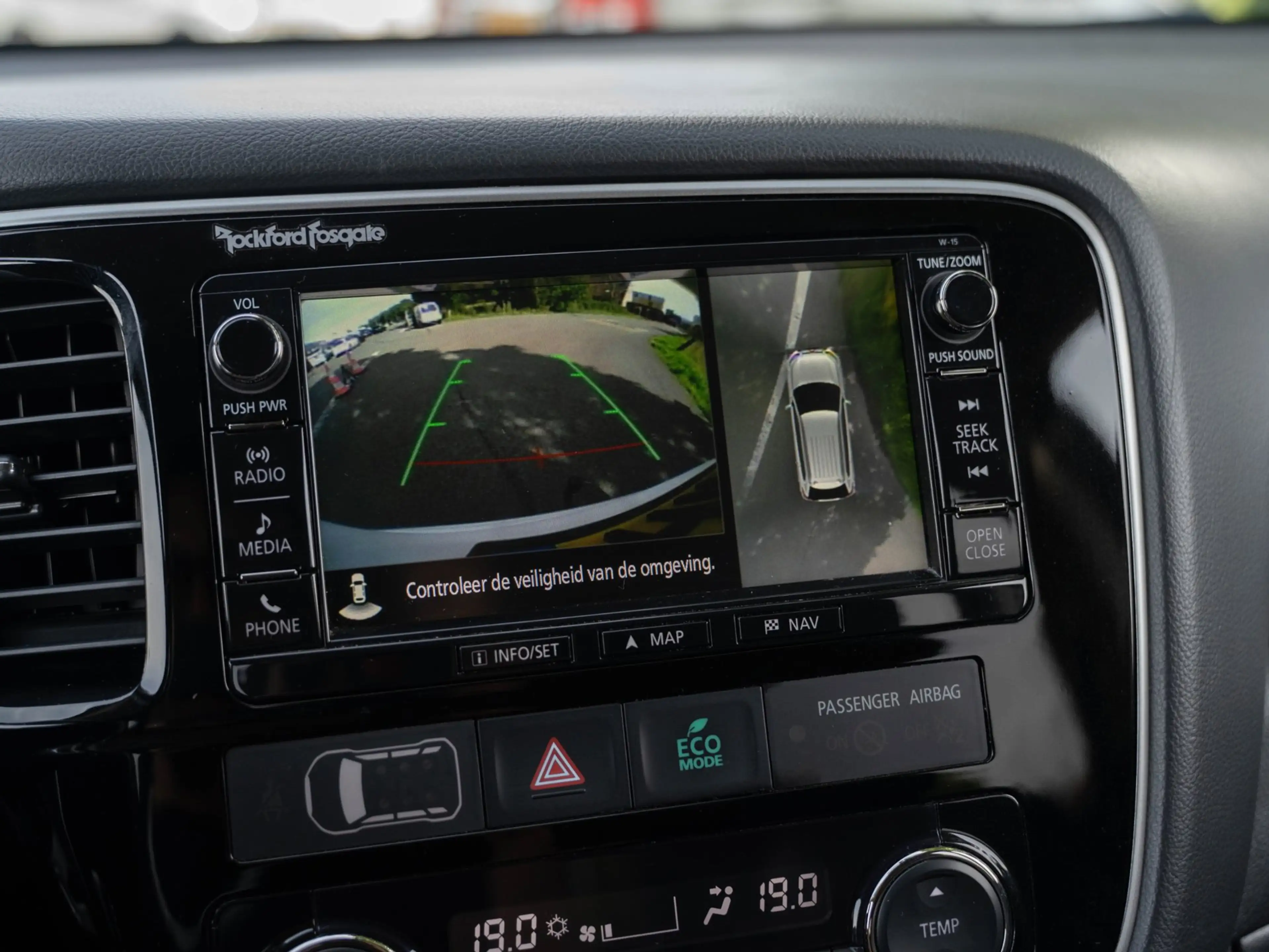Mitsubishi Outlander 2.0 PHEV instyle+ DEALERONDERHOUDEN/STOEL- & STUUR — photo 4