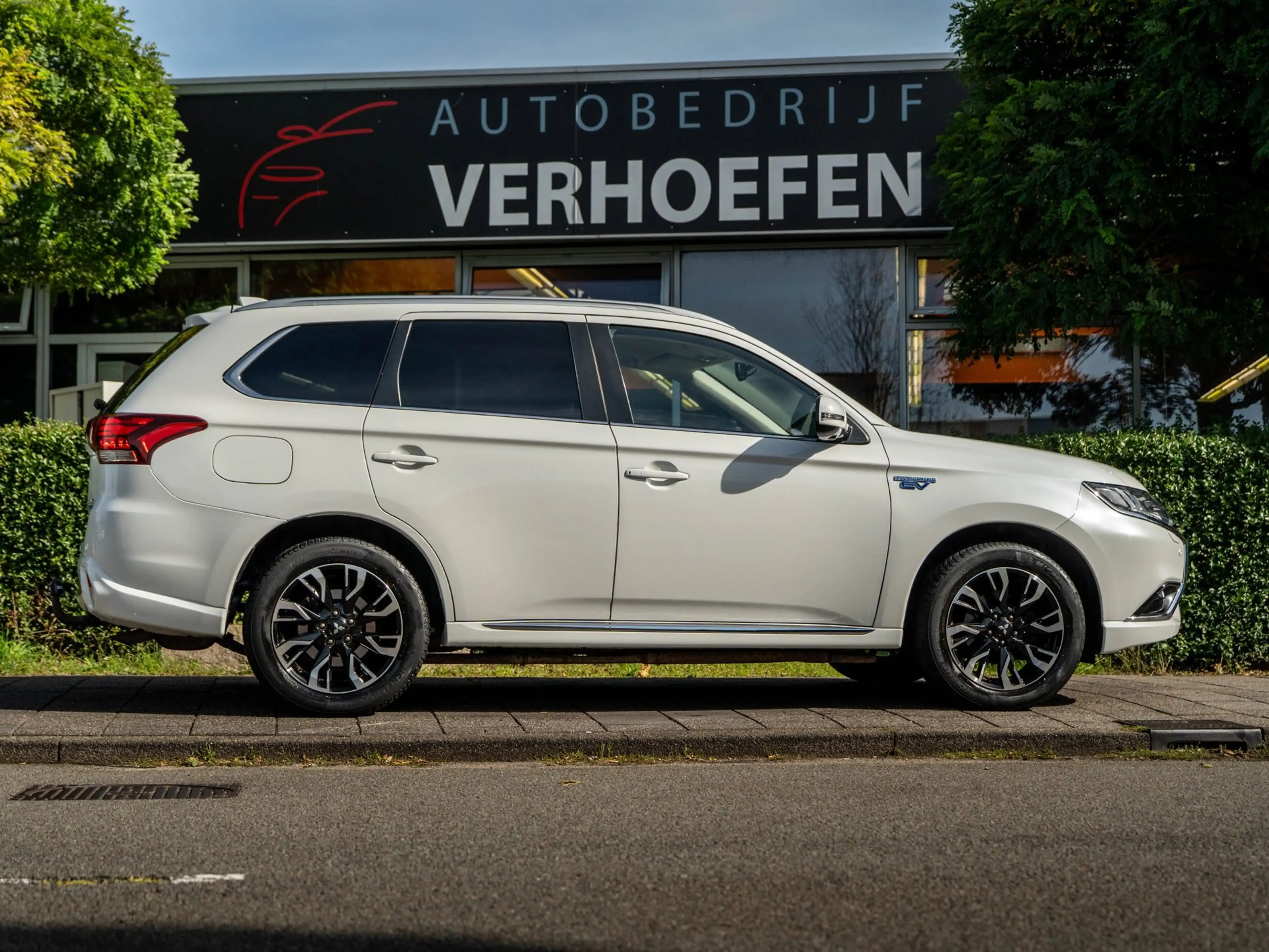 Mitsubishi Outlander 2.0 PHEV instyle+ DEALERONDERHOUDEN/STOEL- & STUUR — photo 7