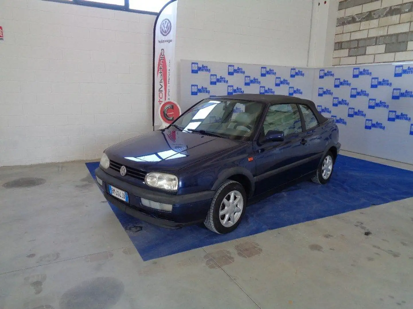 Volkswagen Golf Cabriolet 2.0 cat Avantgarde Blu/Azzurro - 2
