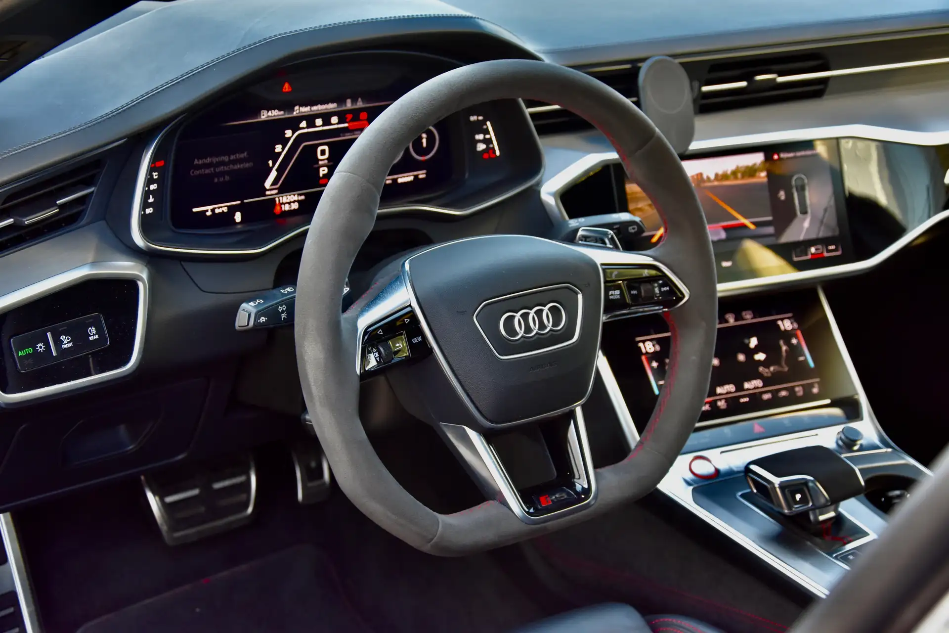 Audi RS6 4.0 TFSI 2020 회색 사진 8