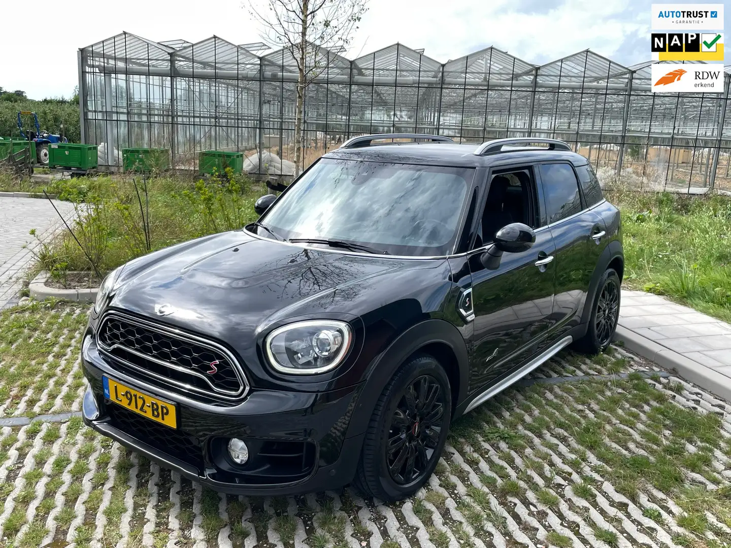 MINI Cooper S Countryman 2.0 ALL4 Chili AUTOMAAT Schwarz - 1