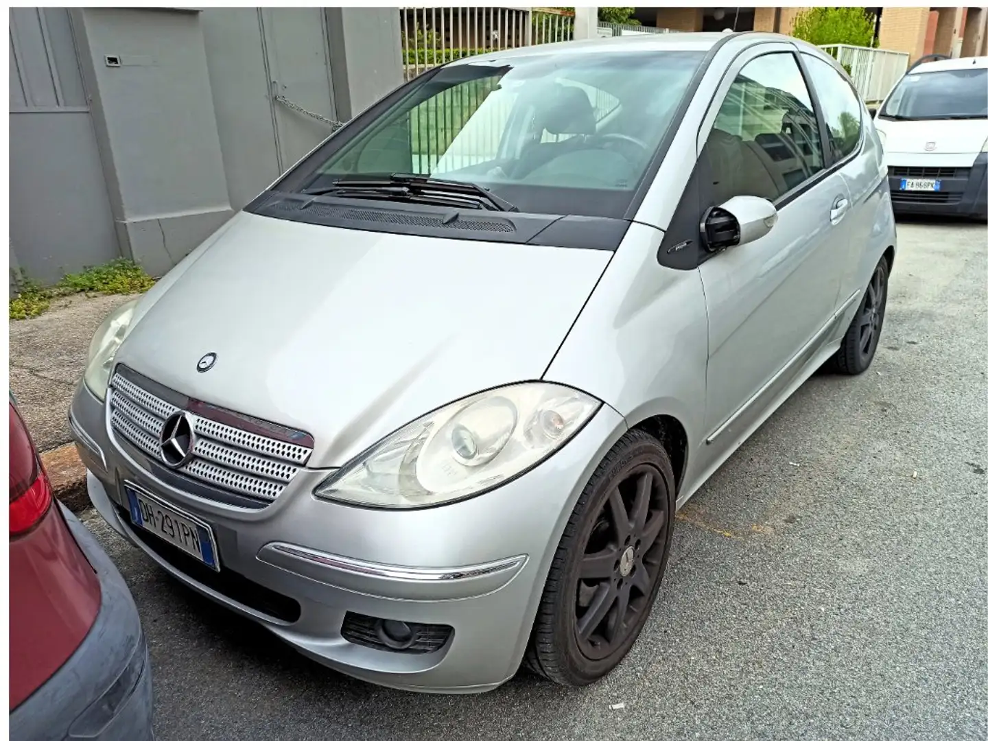 Mercedes-Benz A 170 Classe A - W/C 169 Avantgarde coupe - 1