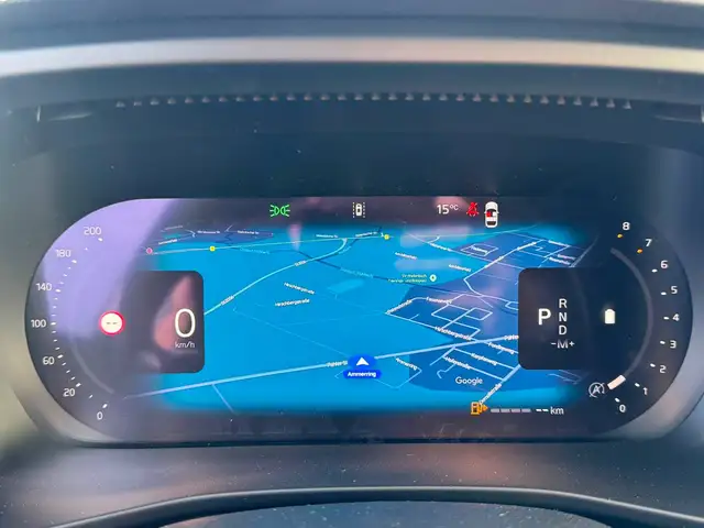 Volvo XC40 view 11