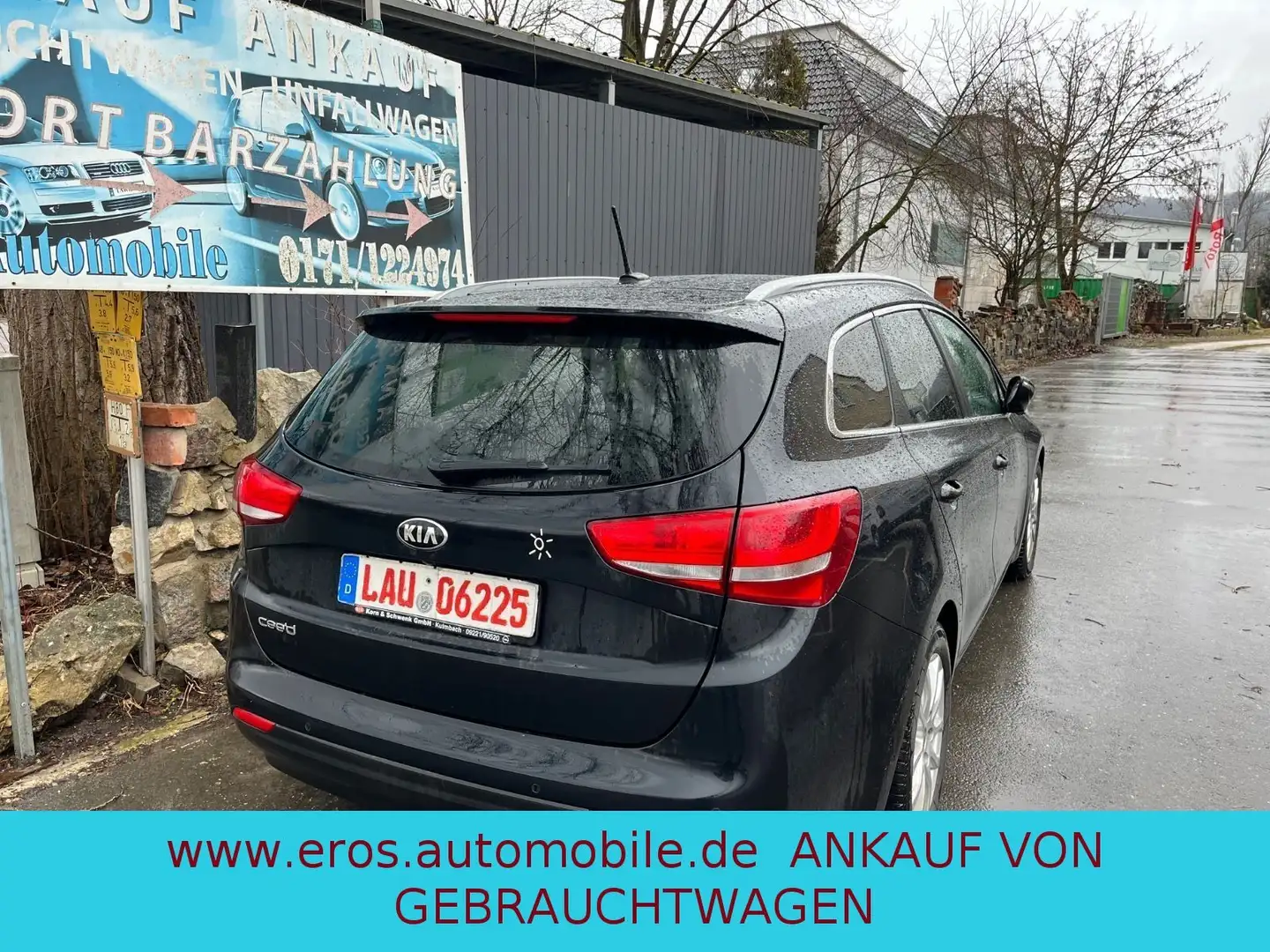 Kia Ceed SW / cee'd SW Schwarz - 2