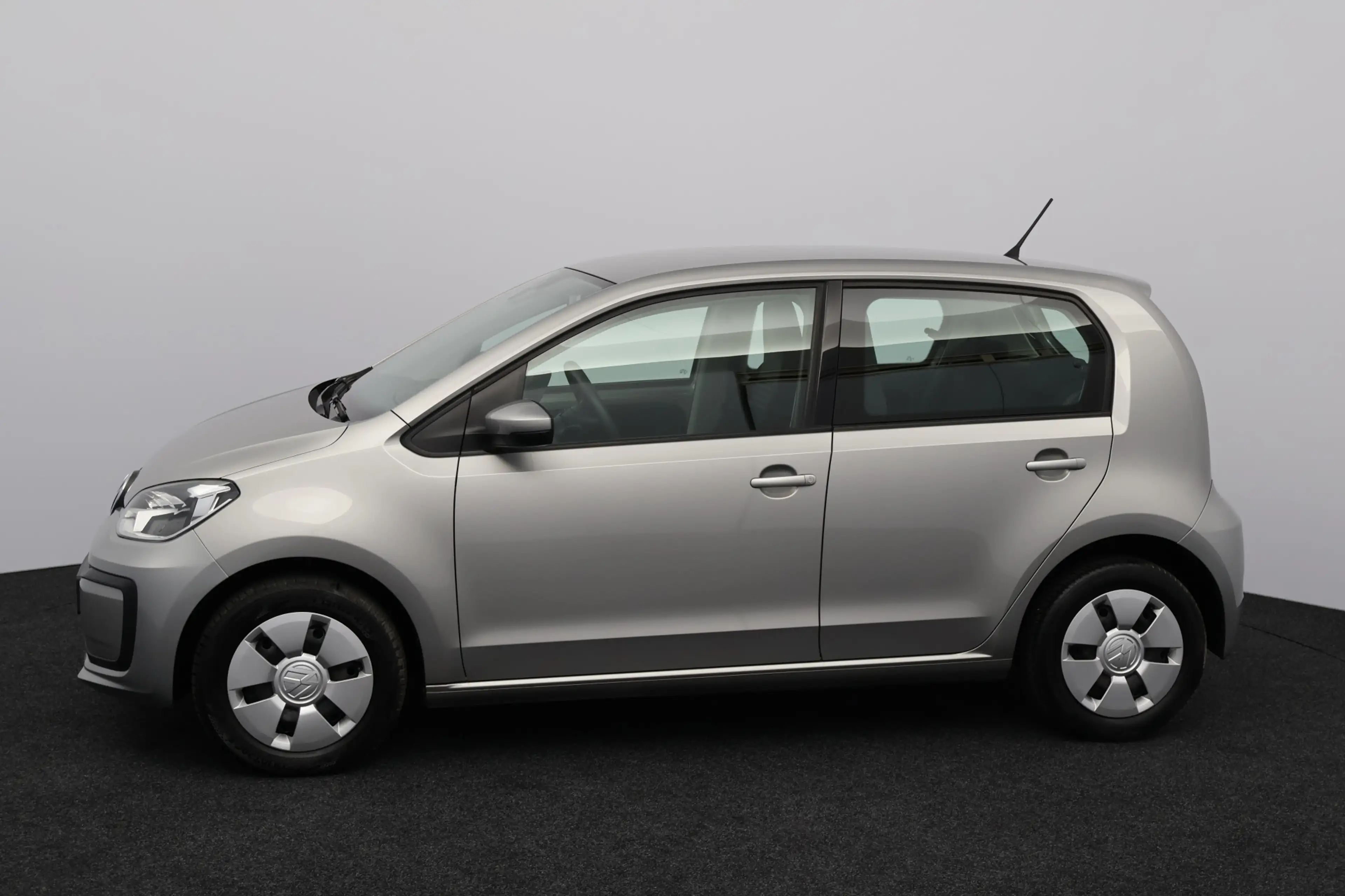 Volkswagen up! 1.0 BMT move up!/ Maps+More/ 5-DRS/ Airco!/ Radio- — photo 4