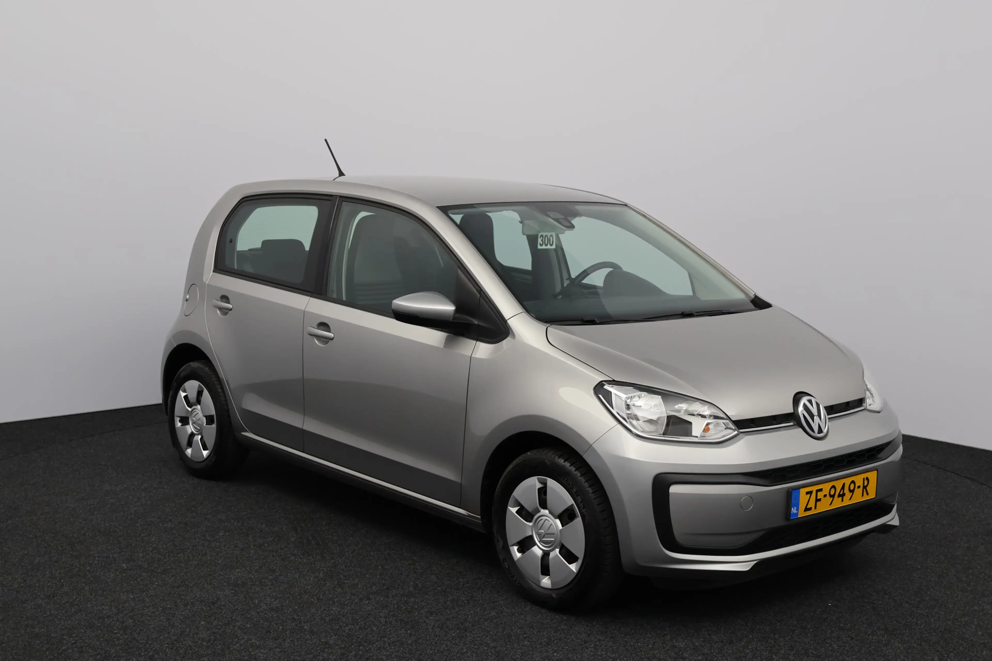 Volkswagen up! 1.0 BMT move up!/ Maps+More/ 5-DRS/ Airco!/ Radio- — photo 9