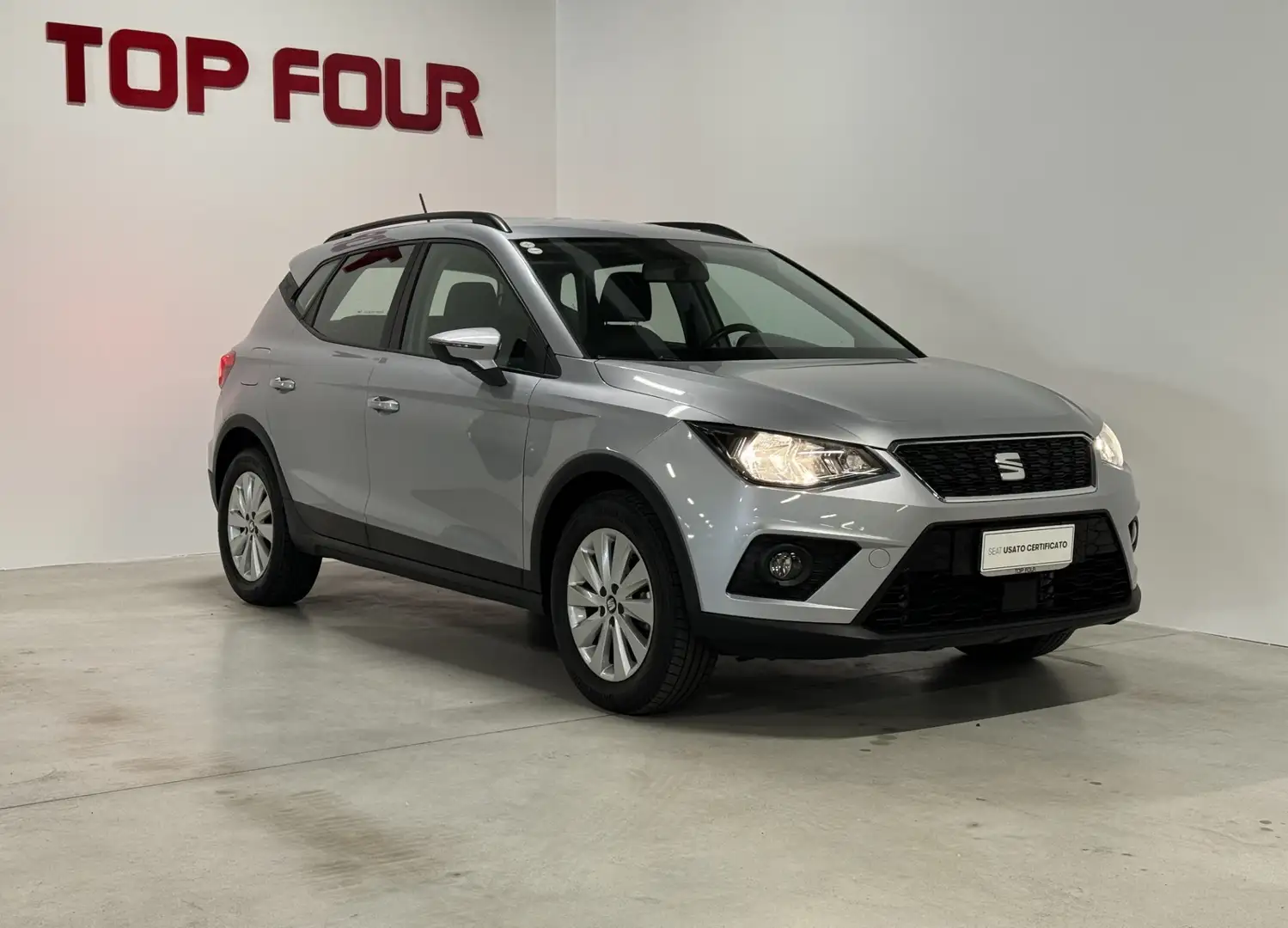 SEAT Arona 1.0 TGI Style Argento - 1