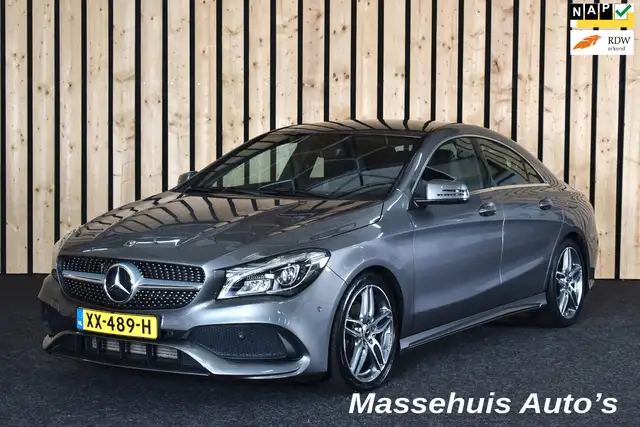 Mercedes-Benz CLA 180 AMG 62dkm Trekhaak Dealerauto NL-auto LED Stoelver