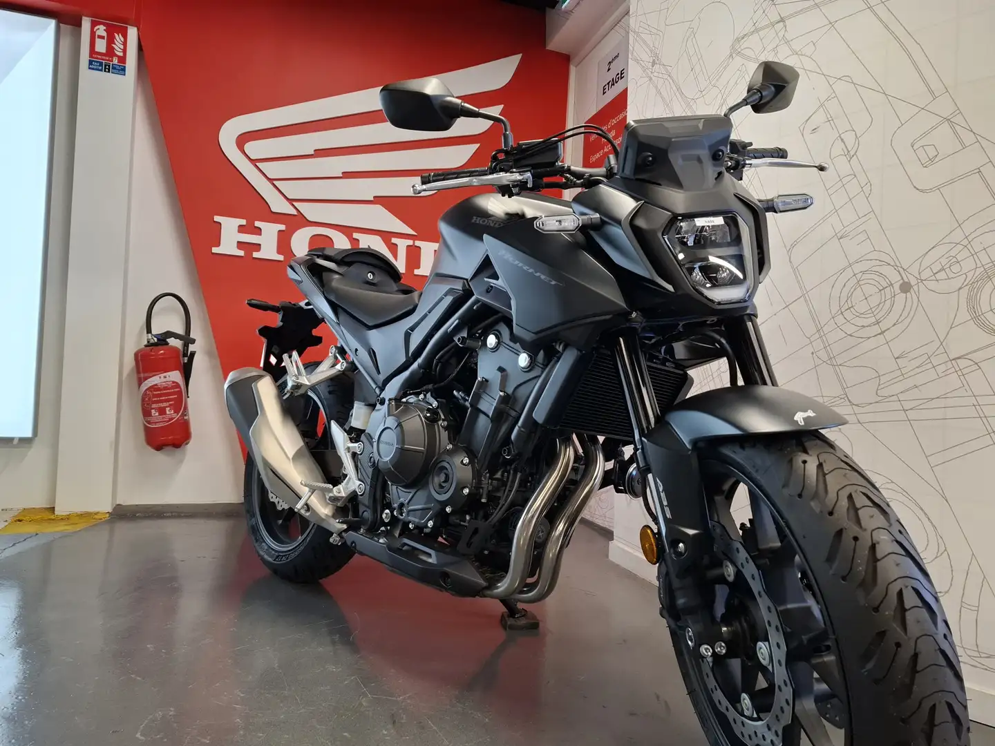 Honda Hornet Noir - 2