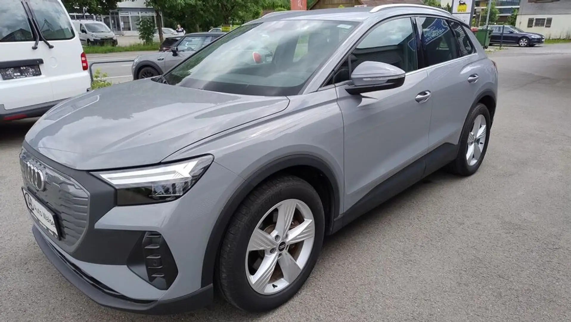 Audi Q4 e-tron Q4 35 e-tron Gris - 1